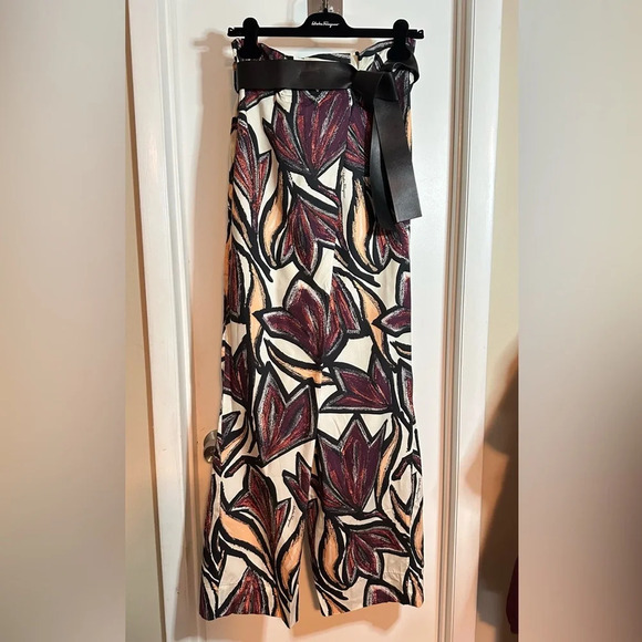 NWT Salvatore Ferragamo Toni Plum Printed Pants with Leather Belt Size 40 (4) - Picture 3 of 16